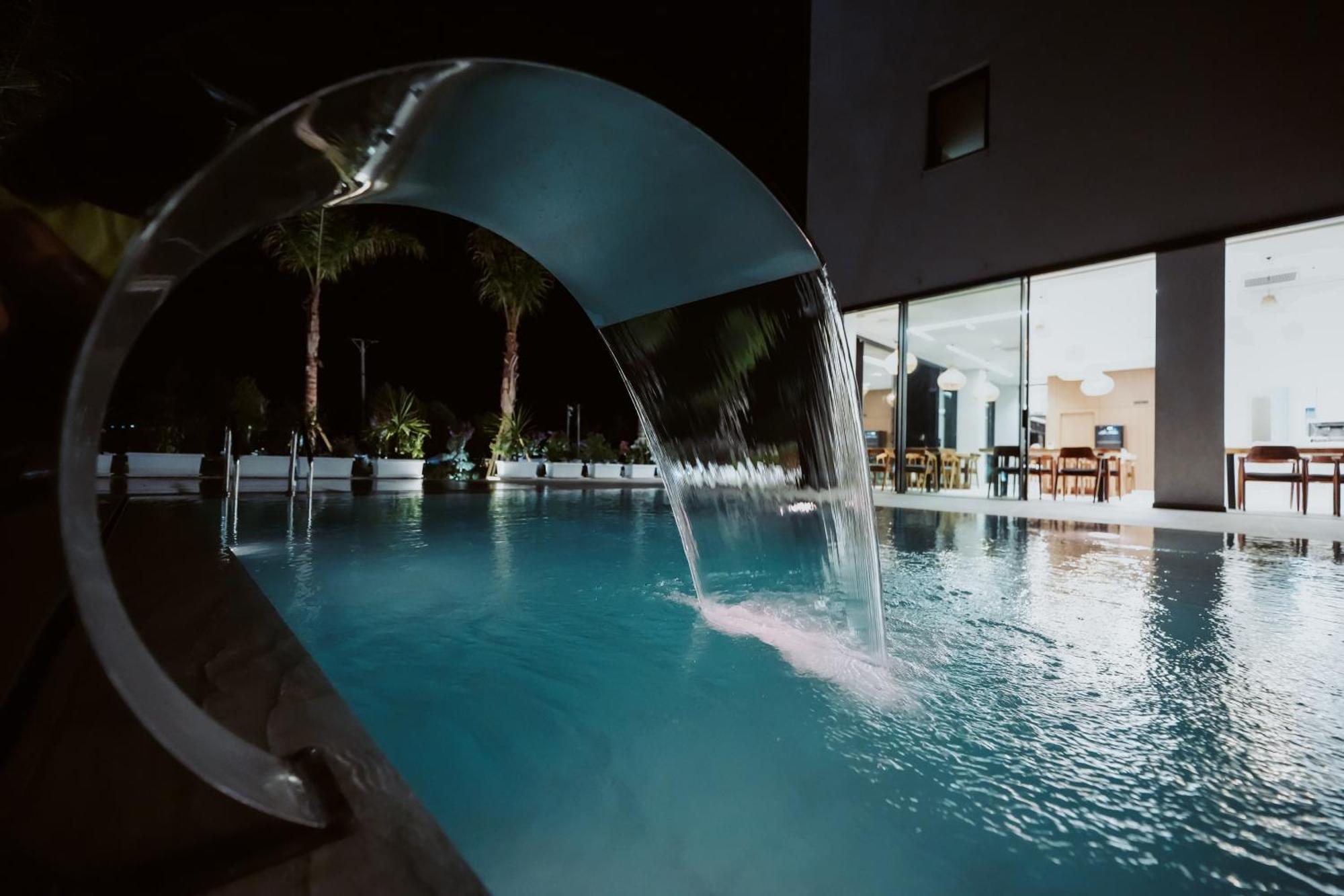Euro Hotel Ksamil Exterior photo
